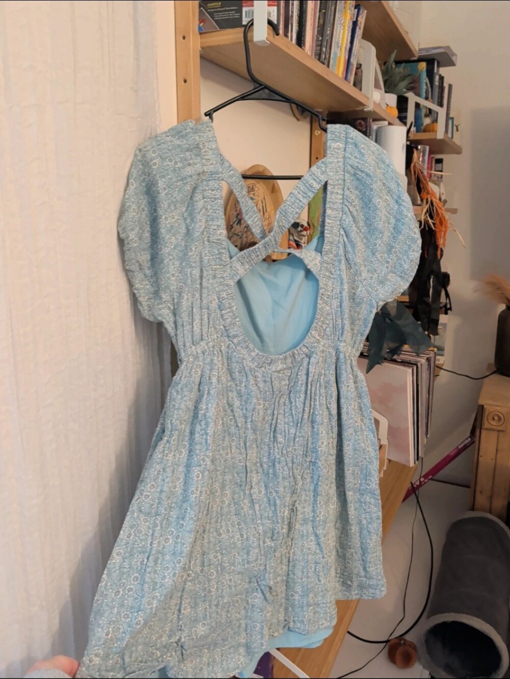 American Eagle Floral Dress - Picture 6 of 7
